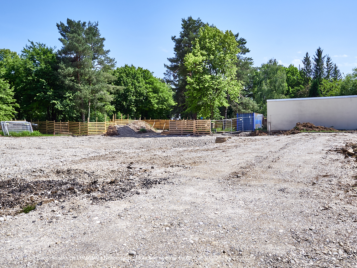 18.06.2022 - Baustelle zur Mütterberatung und Haus für Kinder